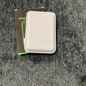 Beautiful purple color magnet back of foam wallet